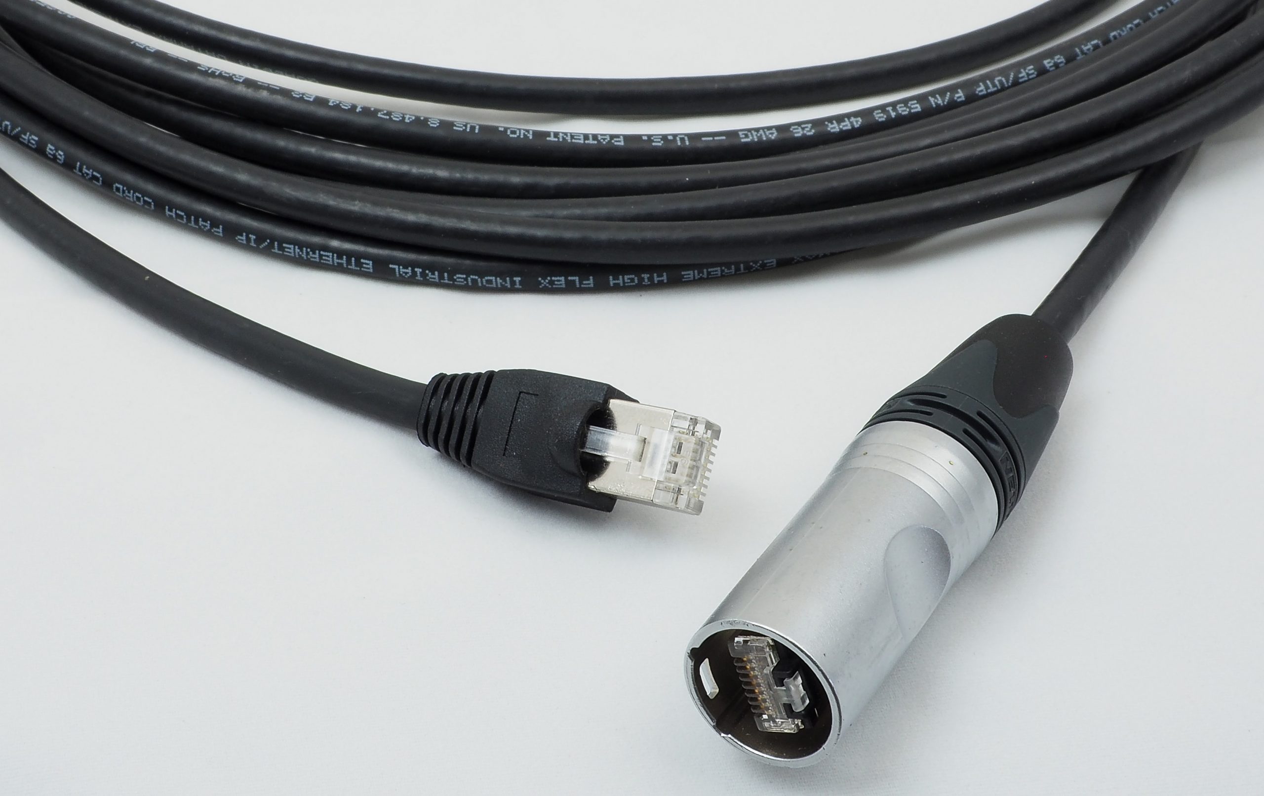 Como hacer regatas para pasar cables